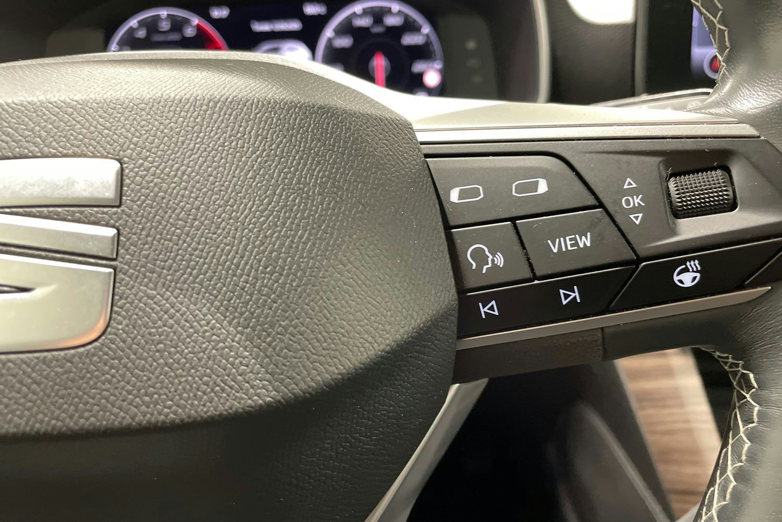 Valkoinen SEAT LEON SPORTSTOURER 2021 kuva 21.