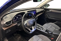 sininen SEAT Leon Sportstourer 2021 kuva 3.