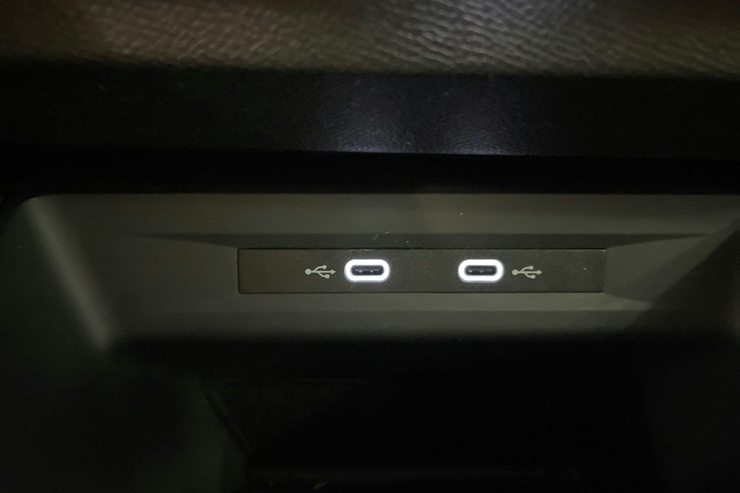 valkoinen SEAT Leon Sportstourer 2021 kuva 30.