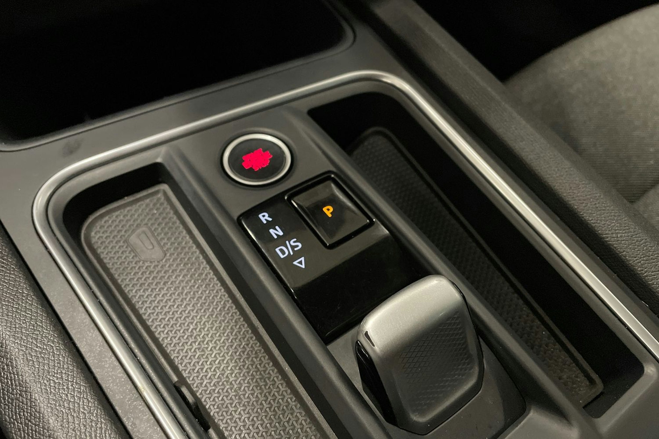 valkoinen SEAT Leon Sportstourer 2021 kuva 31.
