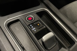 valkoinen SEAT Leon Sportstourer 2021 kuva 31.