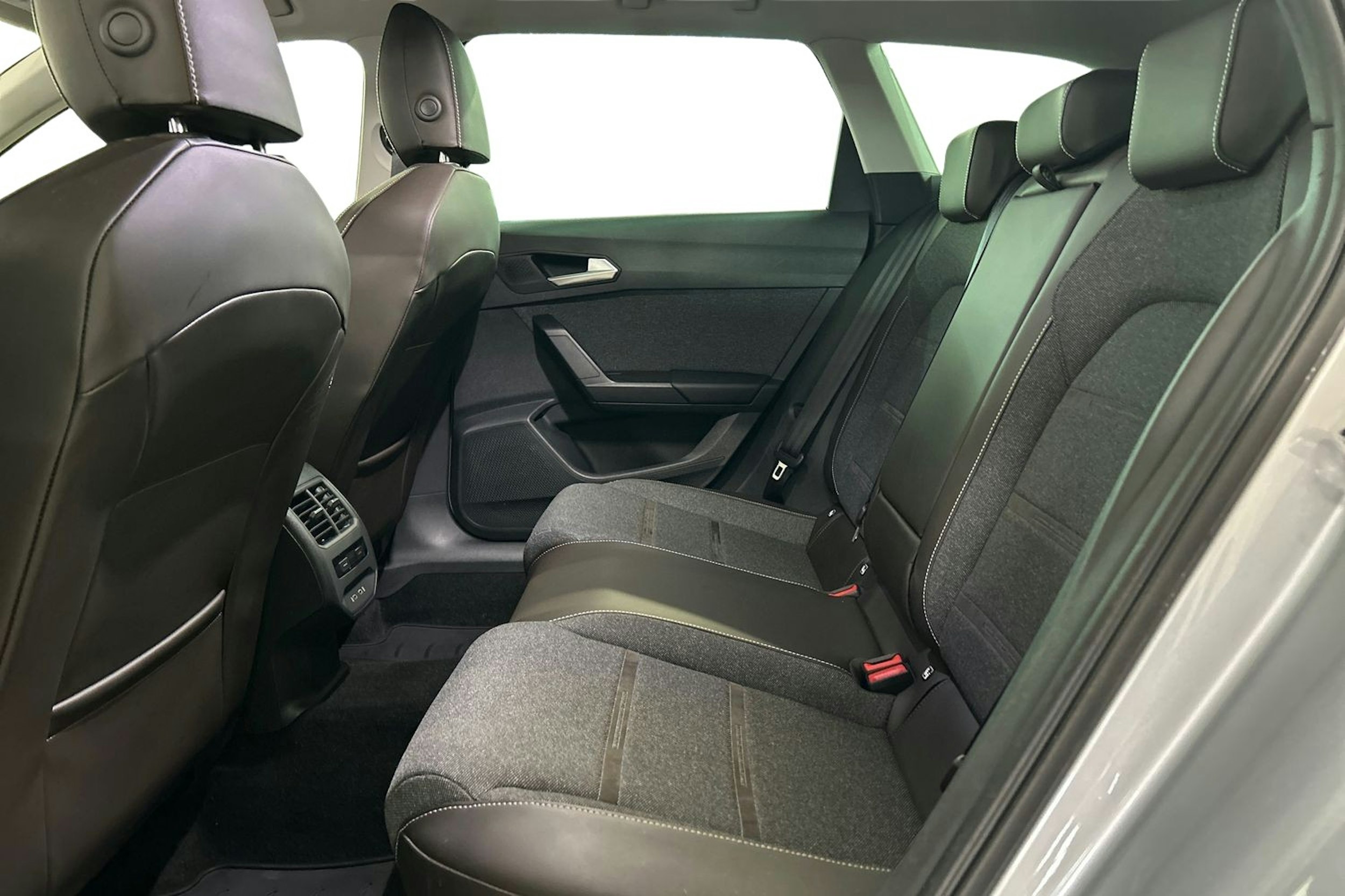 Hopea SEAT LEON SPORTSTOURER 2021 kuva 10.