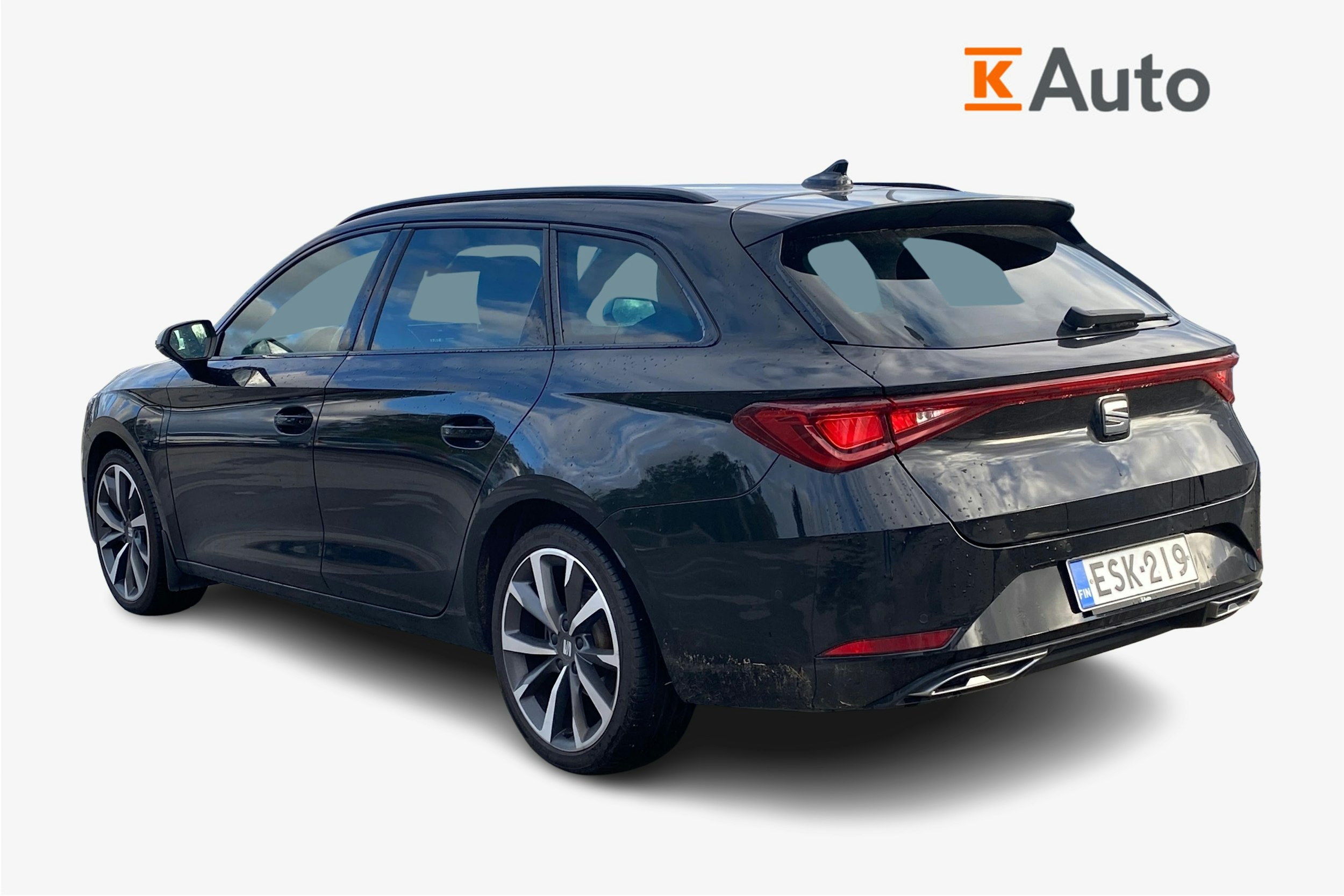 Musta SEAT LEON SPORTSTOURER 2021 kuva 2.