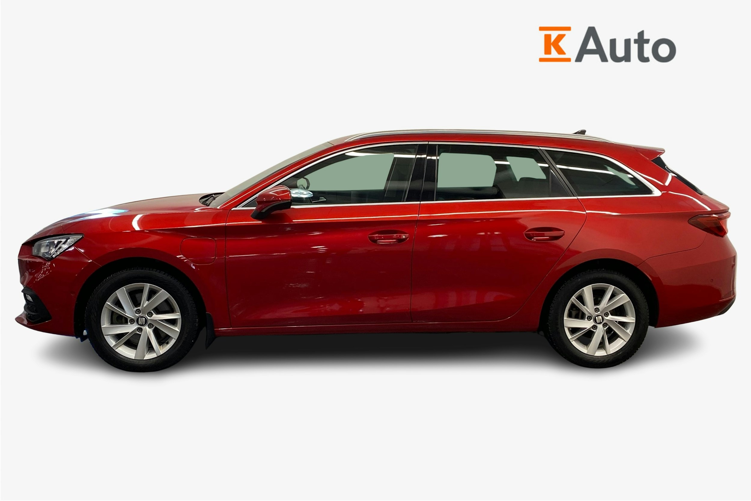 punainen SEAT Leon Sportstourer 2021 kuva 6.