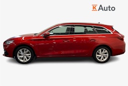 punainen SEAT Leon Sportstourer 2021 kuva 6.