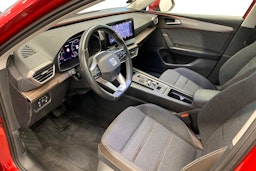 punainen SEAT Leon Sportstourer 2021 kuva 7.