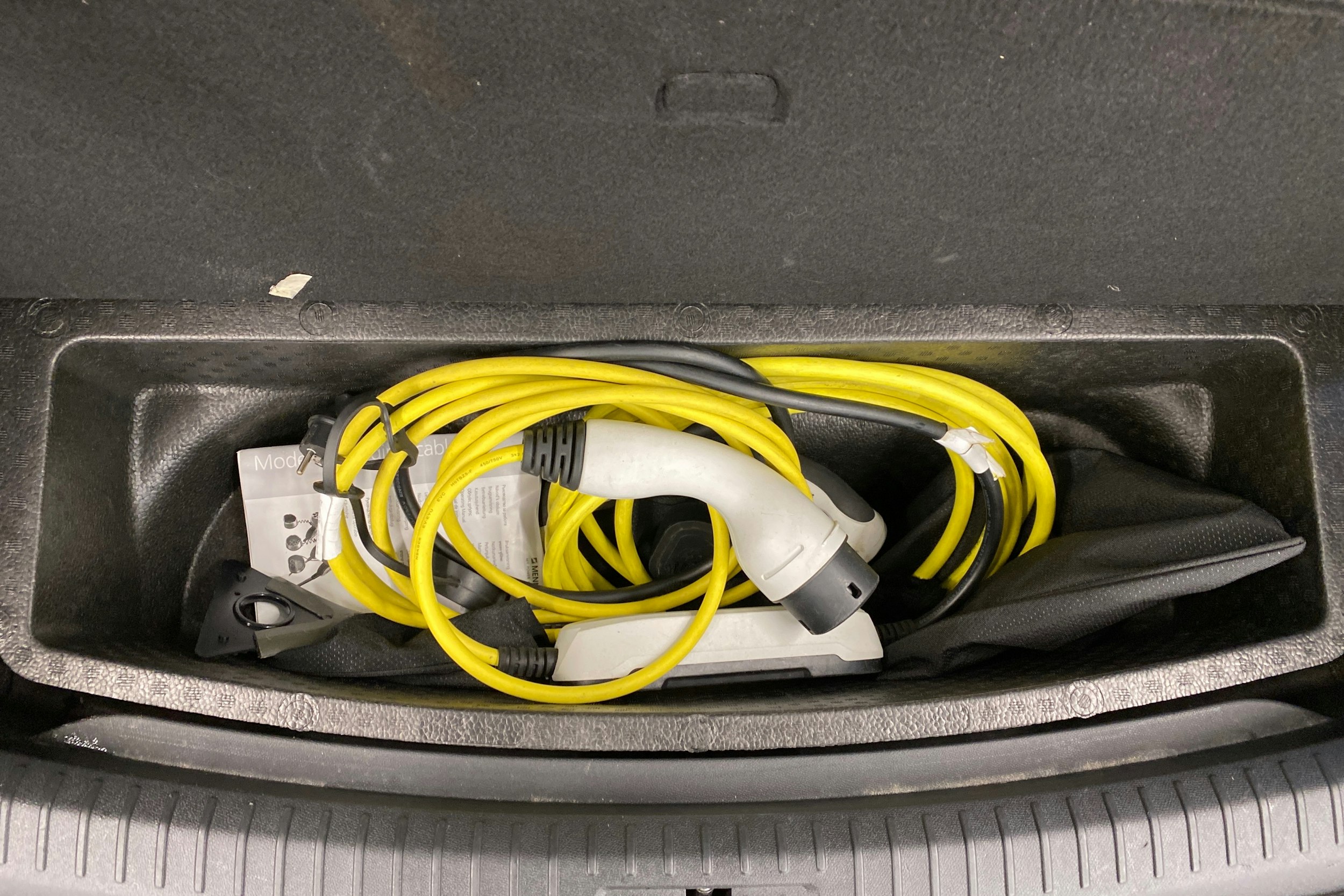 punainen SEAT Leon Sportstourer 2021 kuva 16.