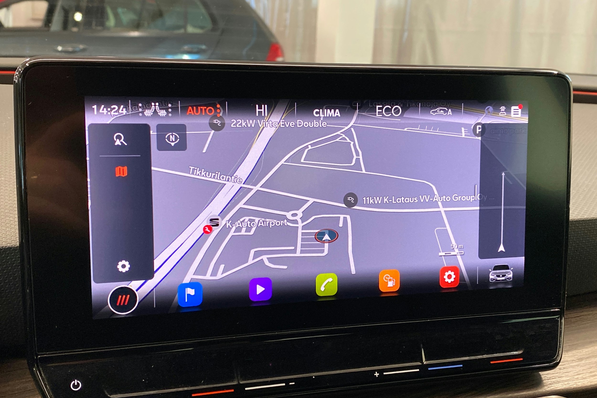 punainen SEAT Leon Sportstourer 2021 kuva 23.