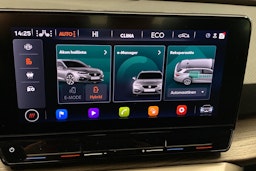 punainen SEAT Leon Sportstourer 2021 kuva 27.