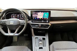 punainen SEAT Leon Sportstourer 2021 kuva 7.