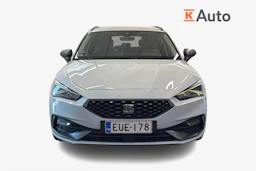 valkoinen SEAT Leon Sportstourer 2021 kuva 4.