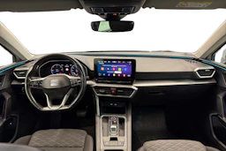 valkoinen SEAT Leon Sportstourer 2021 kuva 7.