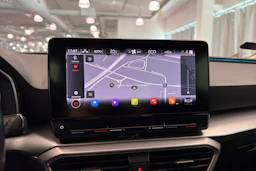 valkoinen SEAT Leon Sportstourer 2021 kuva 29.