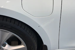 valkoinen SEAT Leon Sportstourer 2021 kuva 33.