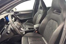 musta SEAT Leon Sportstourer 2021 kuva 11.