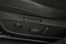 musta SEAT Leon Sportstourer 2021 kuva 13.