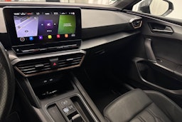 musta SEAT Leon Sportstourer 2021 kuva 19.