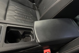 musta SEAT Leon Sportstourer 2021 kuva 34.