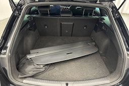 musta SEAT Leon Sportstourer 2021 kuva 36.