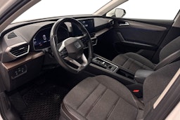 valkoinen SEAT Leon Sportstourer 2021 kuva 7.