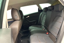 Valkoinen SEAT LEON SPORTSTOURER 2021 kuva 10.