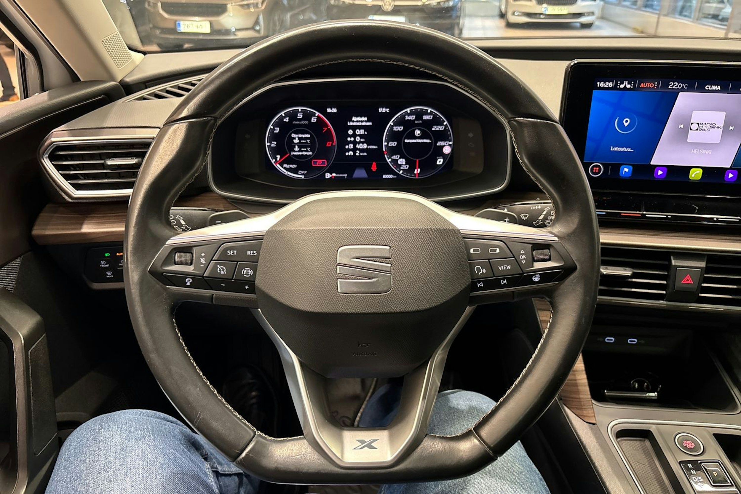 Valkoinen SEAT LEON SPORTSTOURER 2021 kuva 17.