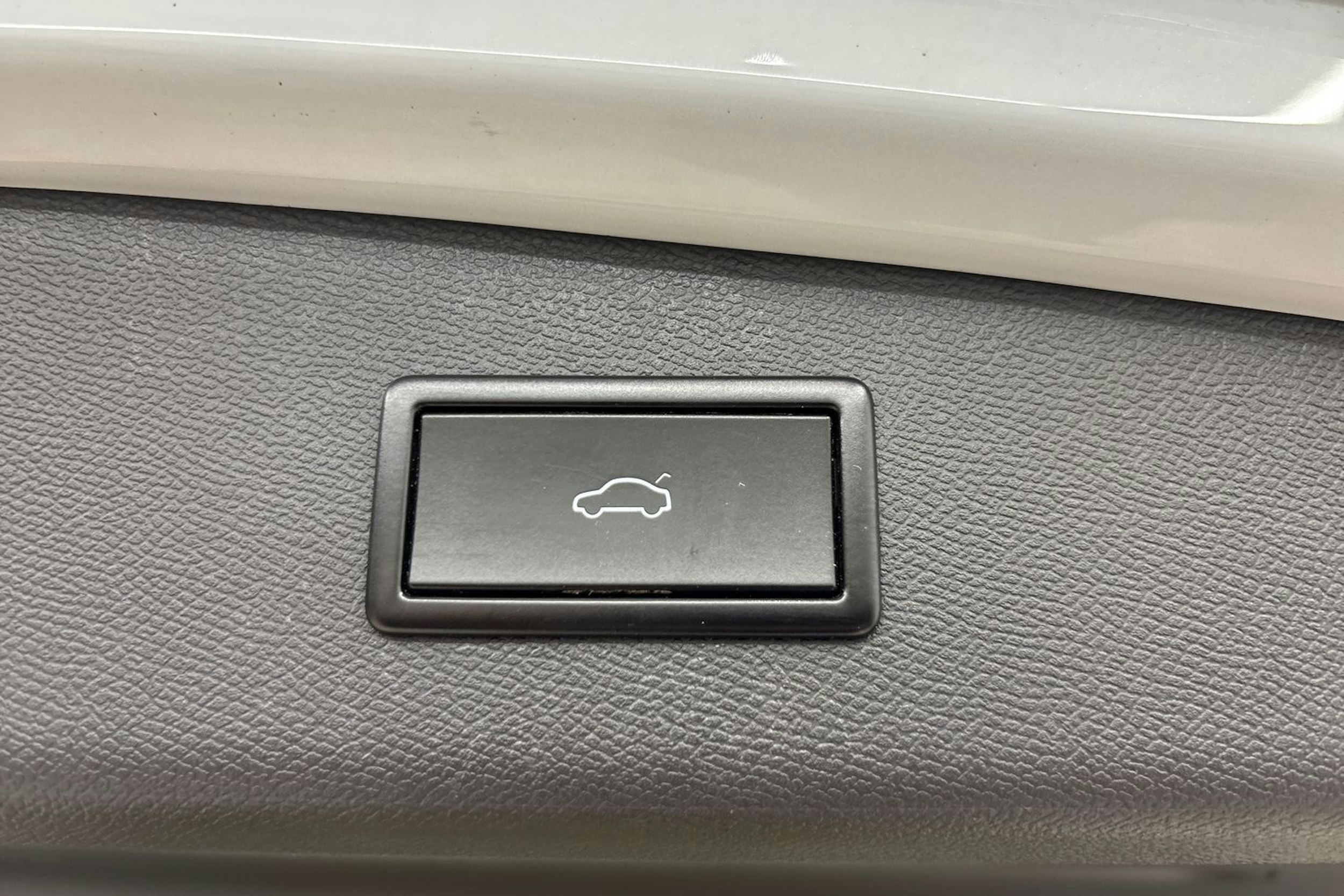 Valkoinen SEAT LEON SPORTSTOURER 2021 kuva 30.