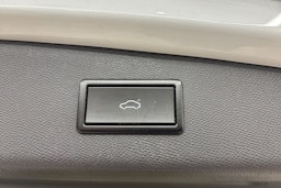 Valkoinen SEAT LEON SPORTSTOURER 2021 kuva 30.