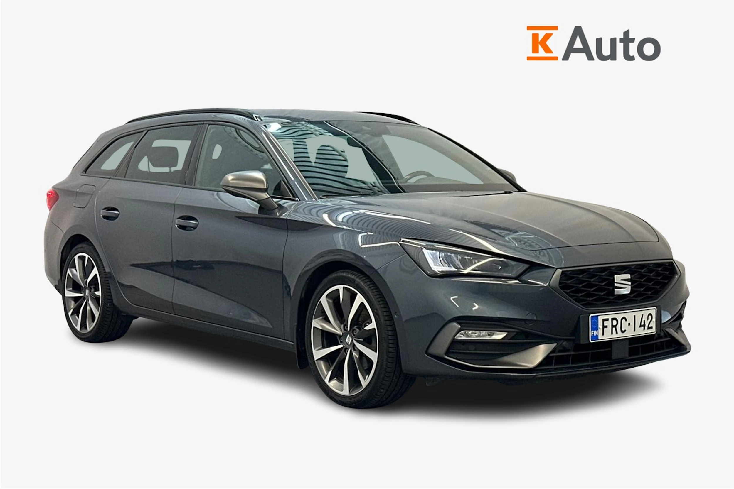 harmaa SEAT Leon Sportstourer 2021 kuva 1.