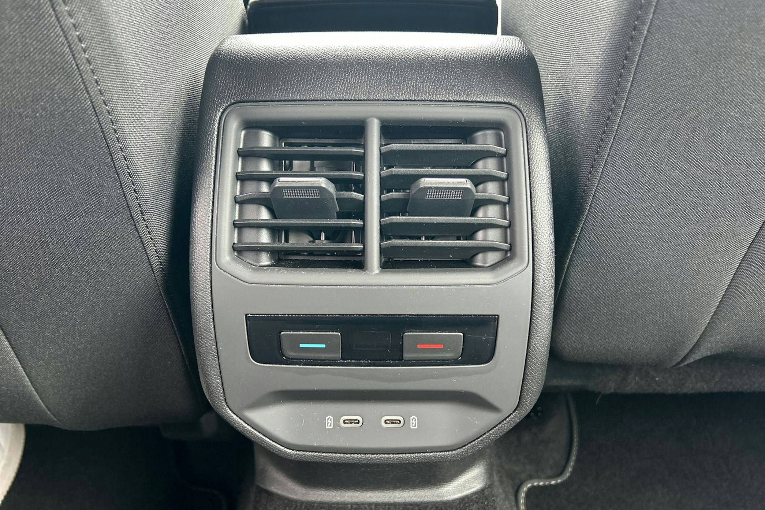 sininen SEAT Leon Sportstourer 2021 kuva 21.