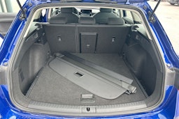 sininen SEAT Leon Sportstourer 2021 kuva 22.