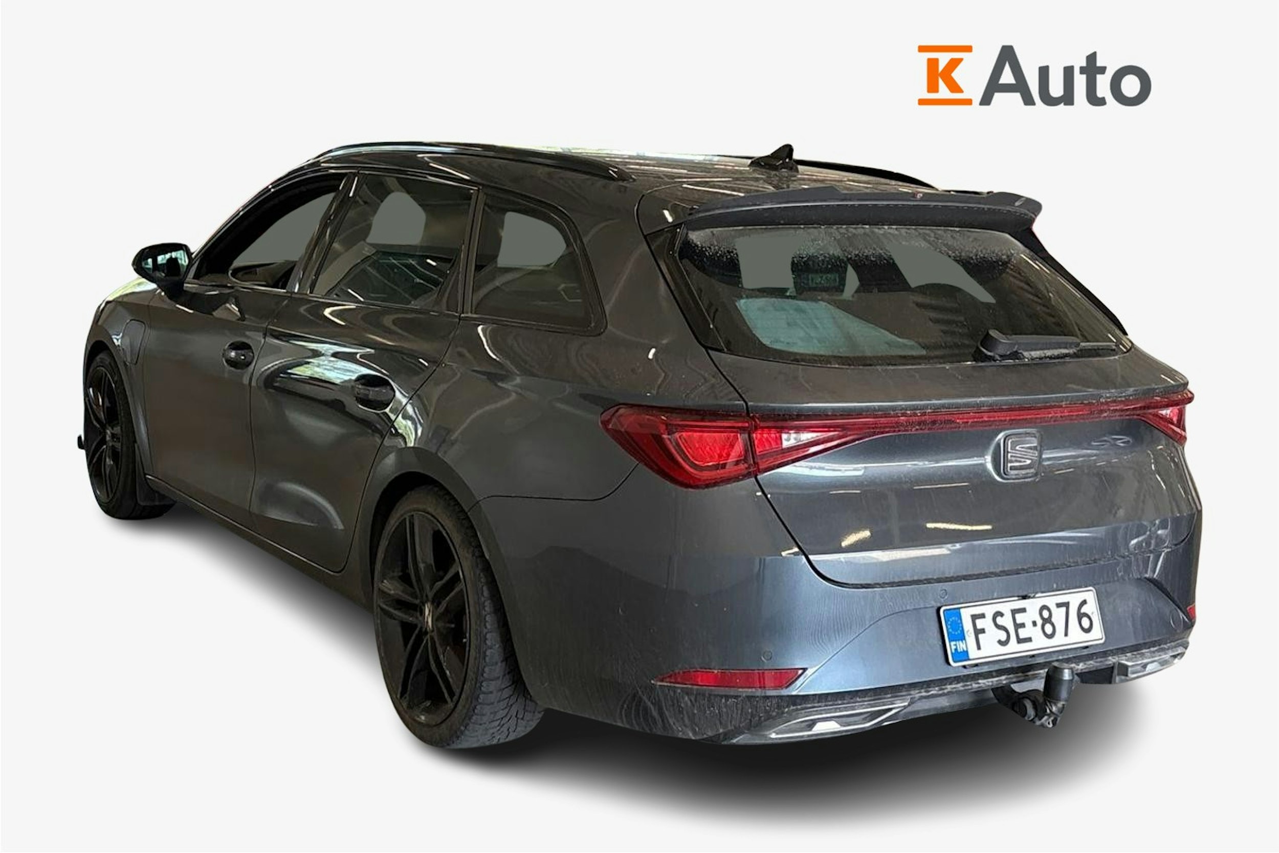 harmaa SEAT Leon Sportstourer 2021 kuva 2.