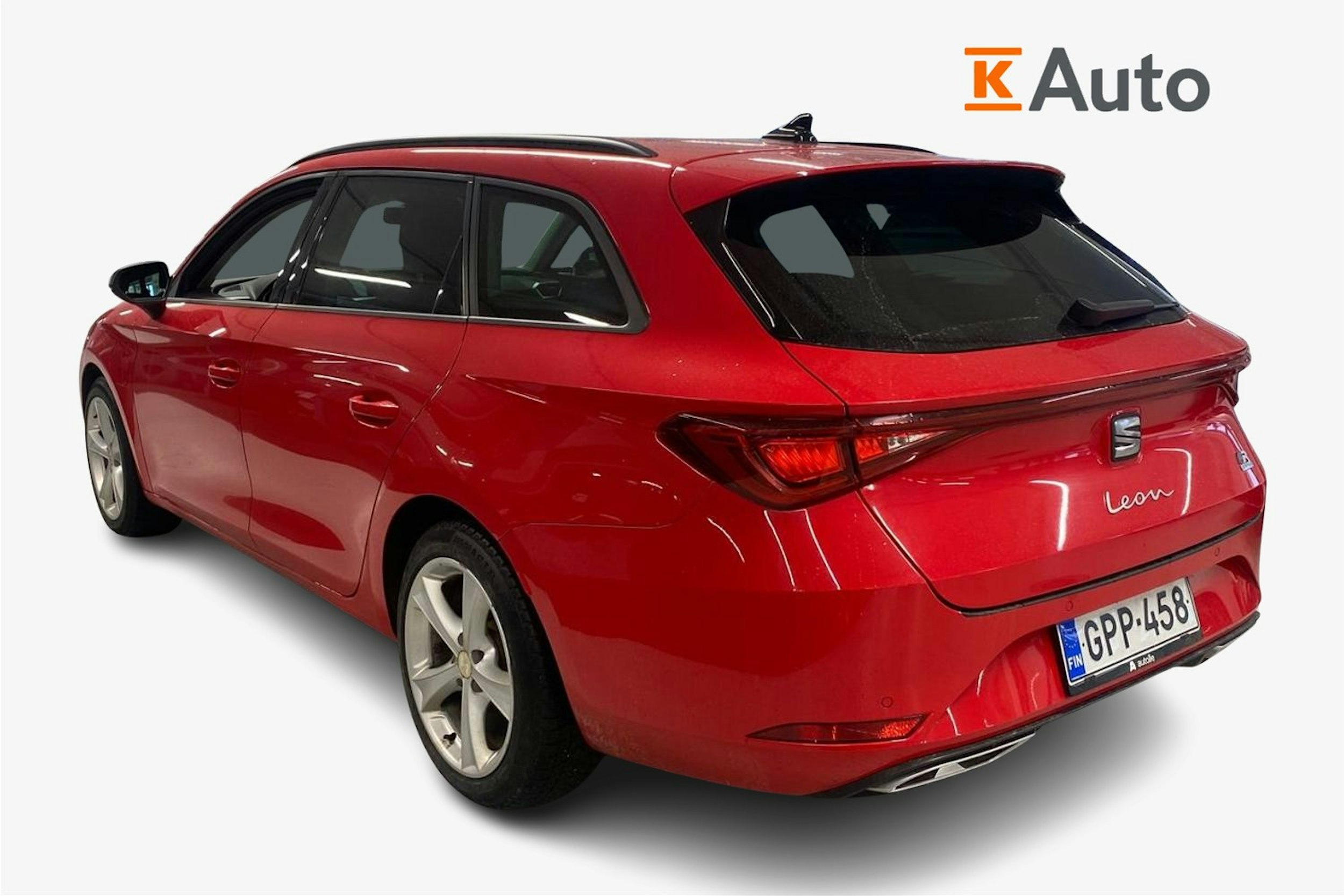 punainen SEAT Leon Sportstourer 2021 kuva 2.