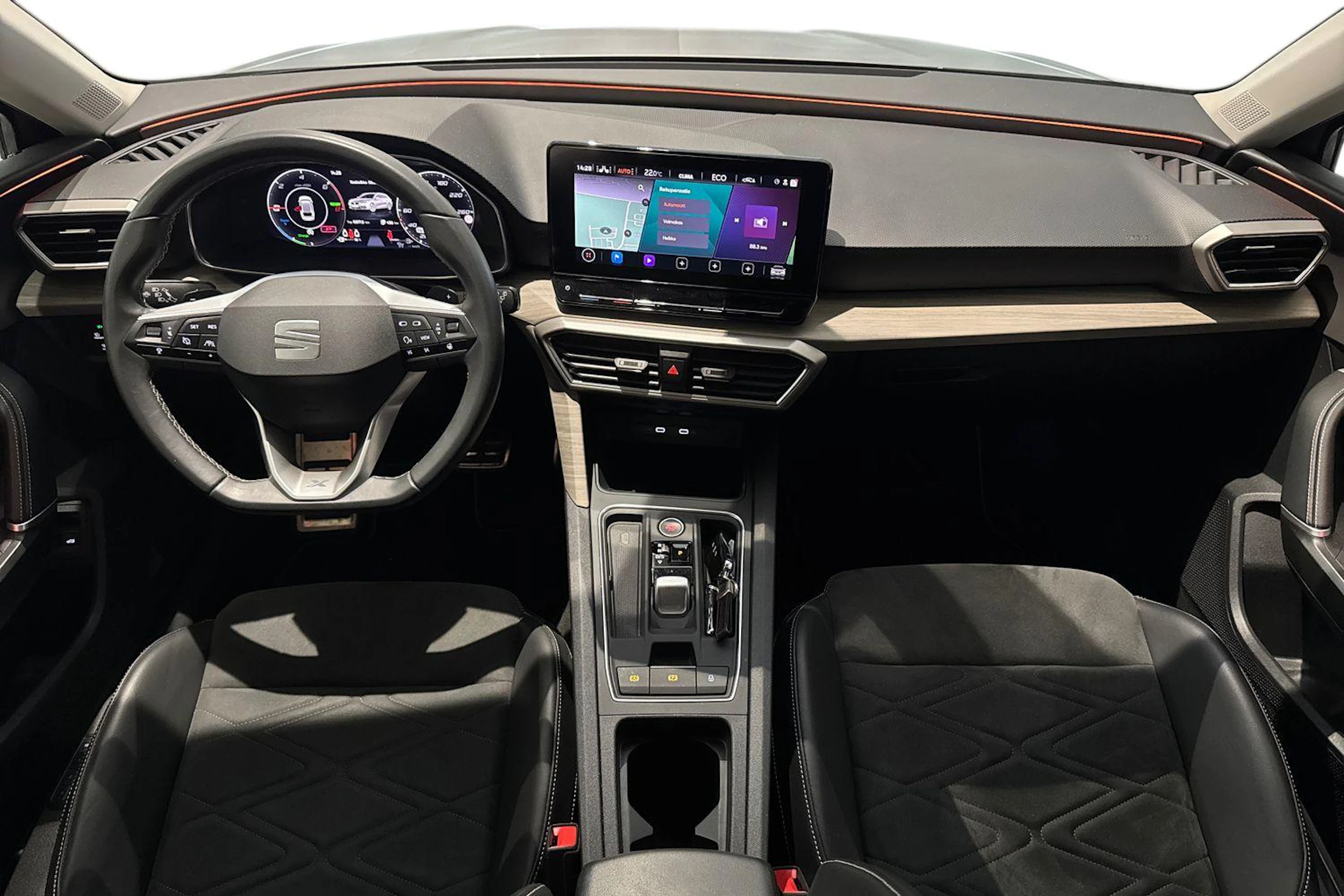 met. hopea SEAT Leon Sportstourer 2020 kuva 7.