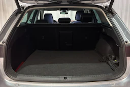 met. hopea SEAT Leon Sportstourer 2020 kuva 13.