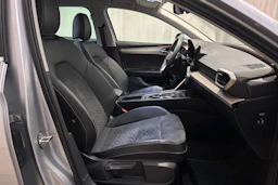 met. hopea SEAT Leon Sportstourer 2020 kuva 15.