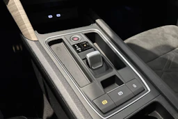 met. hopea SEAT Leon Sportstourer 2020 kuva 32.