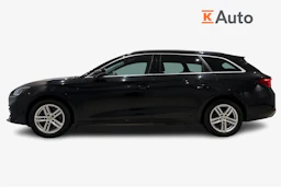 musta SEAT Leon Sportstourer 2021 kuva 6.