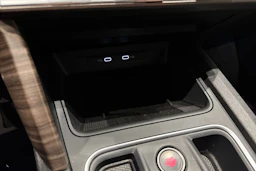 musta SEAT Leon Sportstourer 2021 kuva 28.