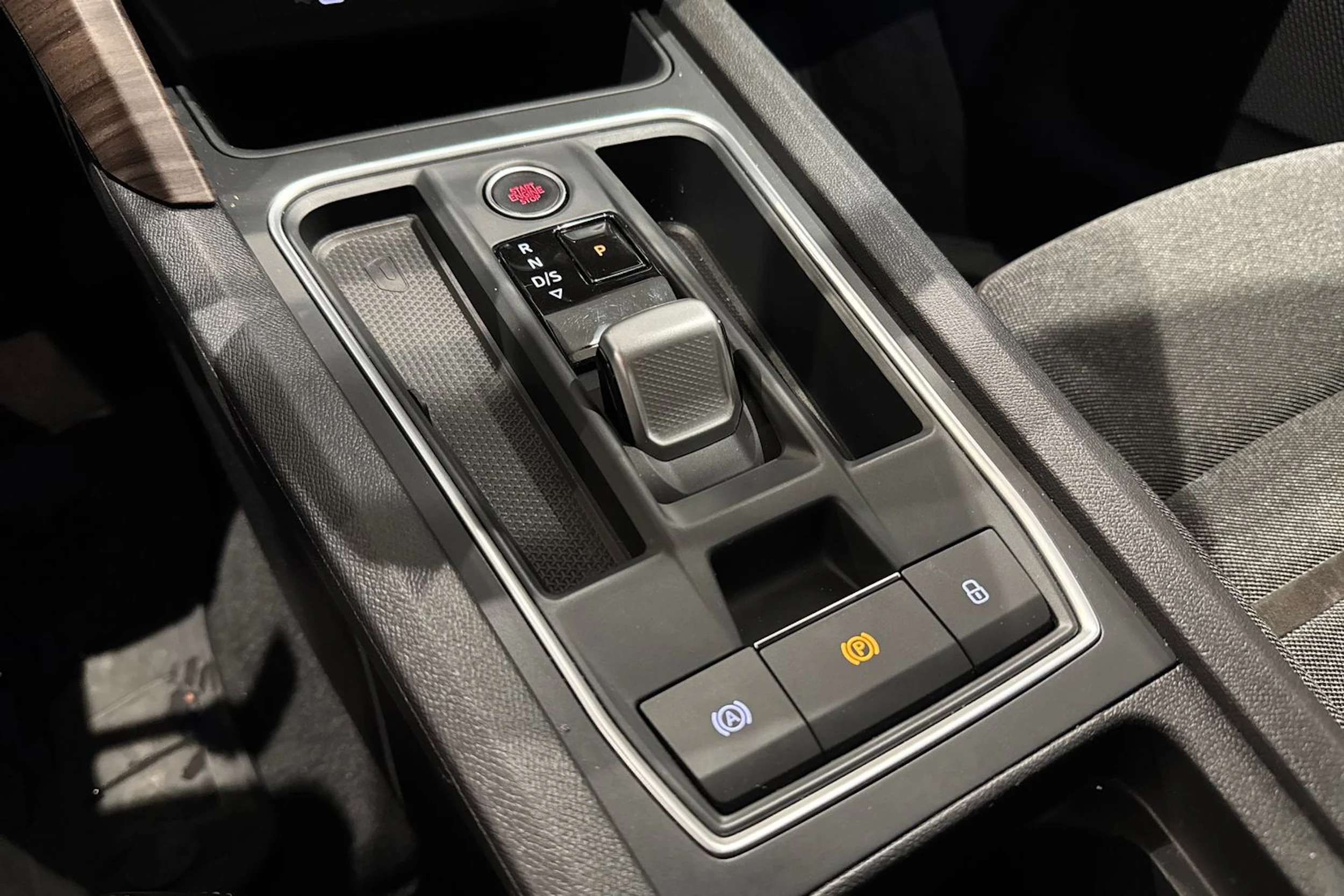 musta SEAT Leon Sportstourer 2021 kuva 29.