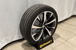 harmaa SEAT Leon Sportstourer 2021 kuva 14.