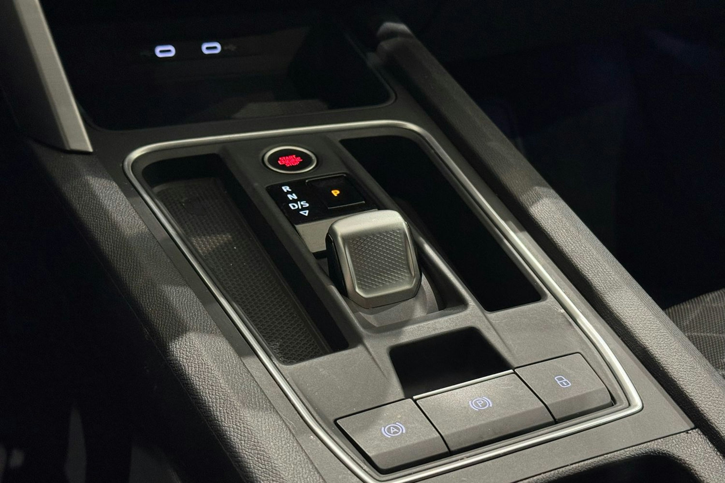 harmaa SEAT Leon Sportstourer 2021 kuva 25.