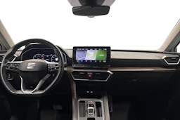 valkoinen SEAT Leon Sportstourer 2021 kuva 7.