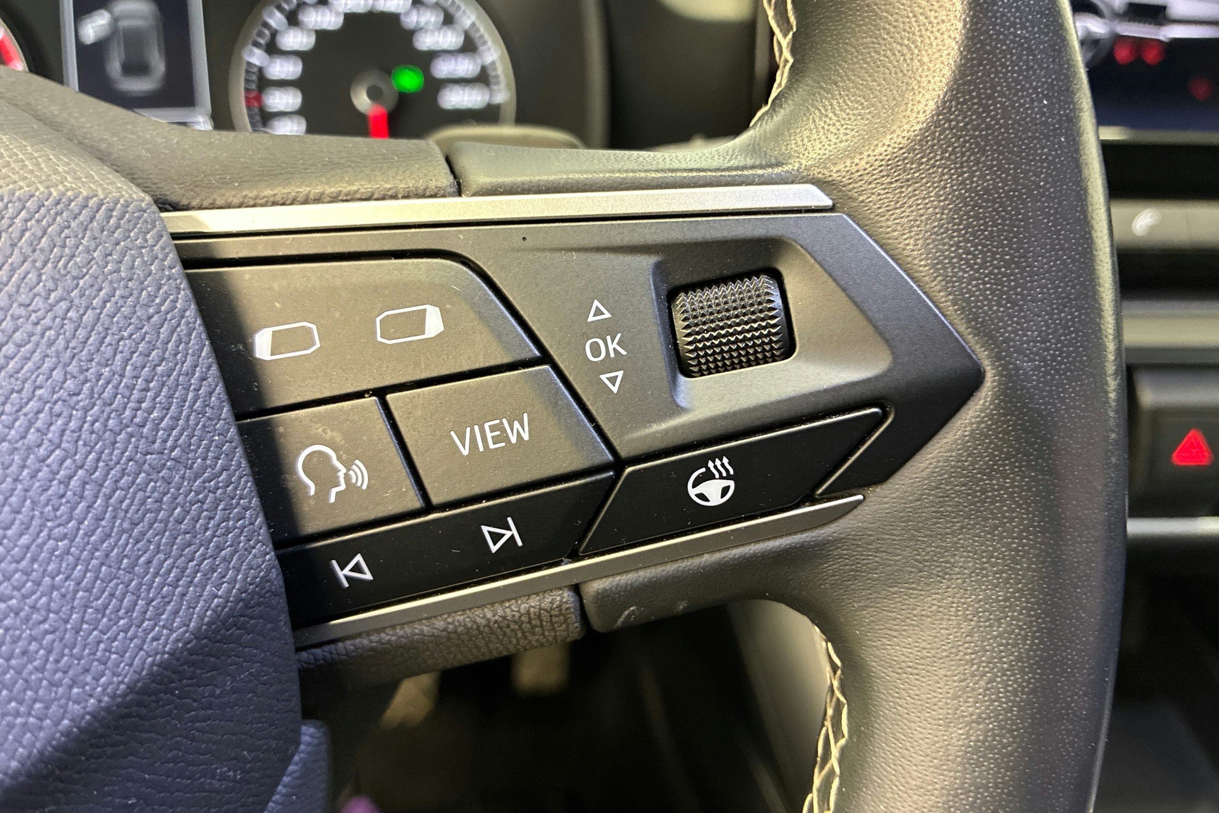 harmaa SEAT Leon Sportstourer 2021 kuva 17.