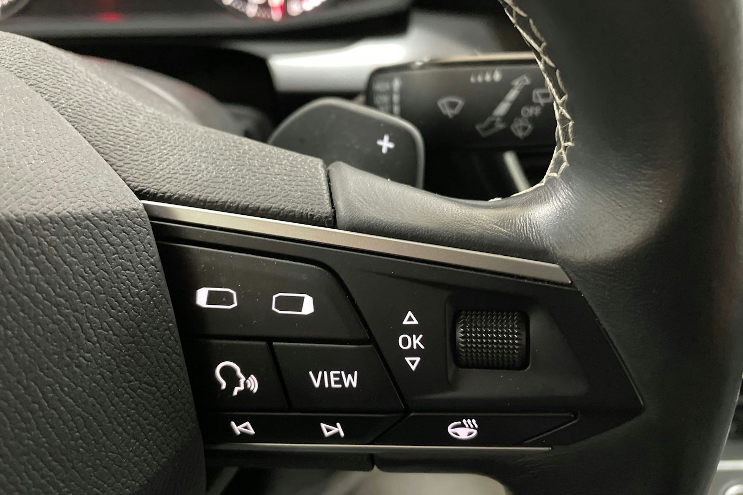Musta SEAT LEON SPORTSTOURER 2021 kuva 19.