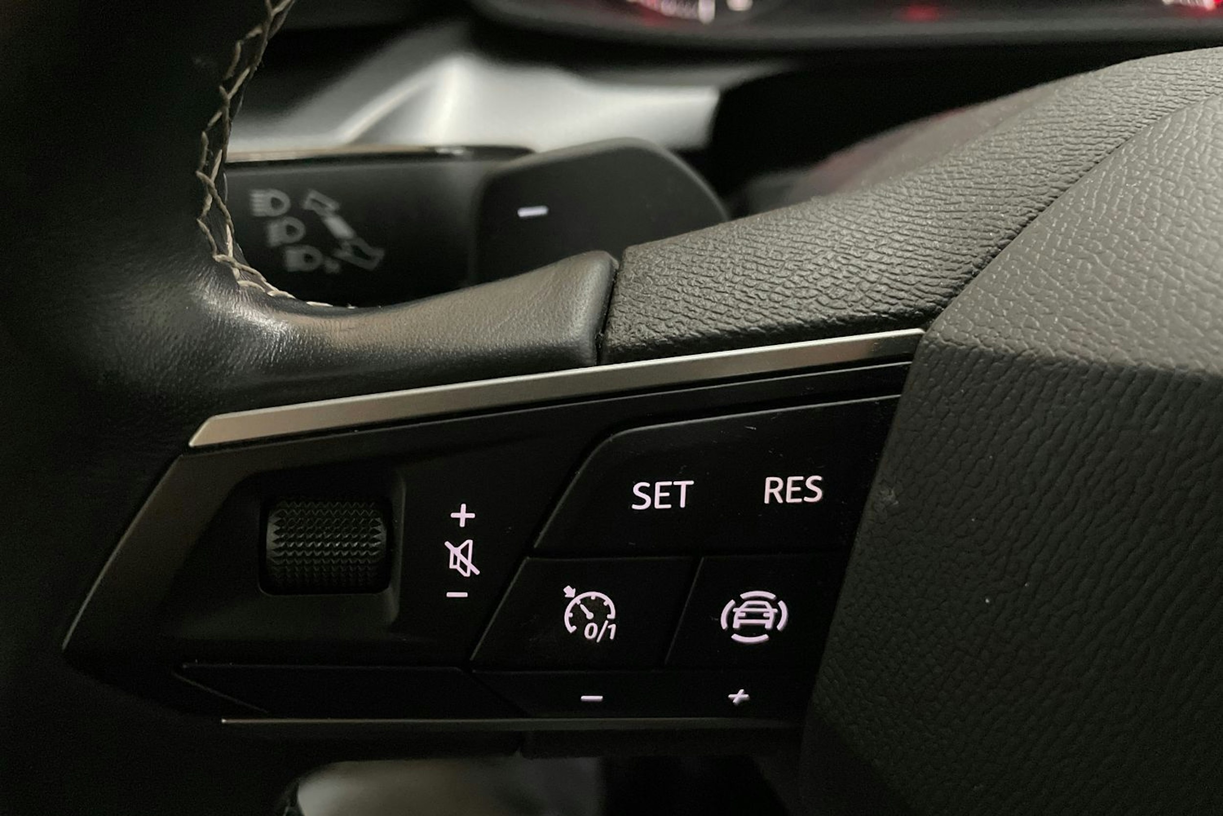 Musta SEAT LEON SPORTSTOURER 2021 kuva 20.