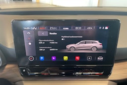 Valkoinen SEAT Leon Sportstourer 2021 kuva 18.