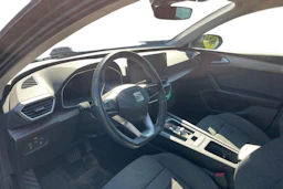 harmaa SEAT Leon Sportstourer 2021 kuva 3.