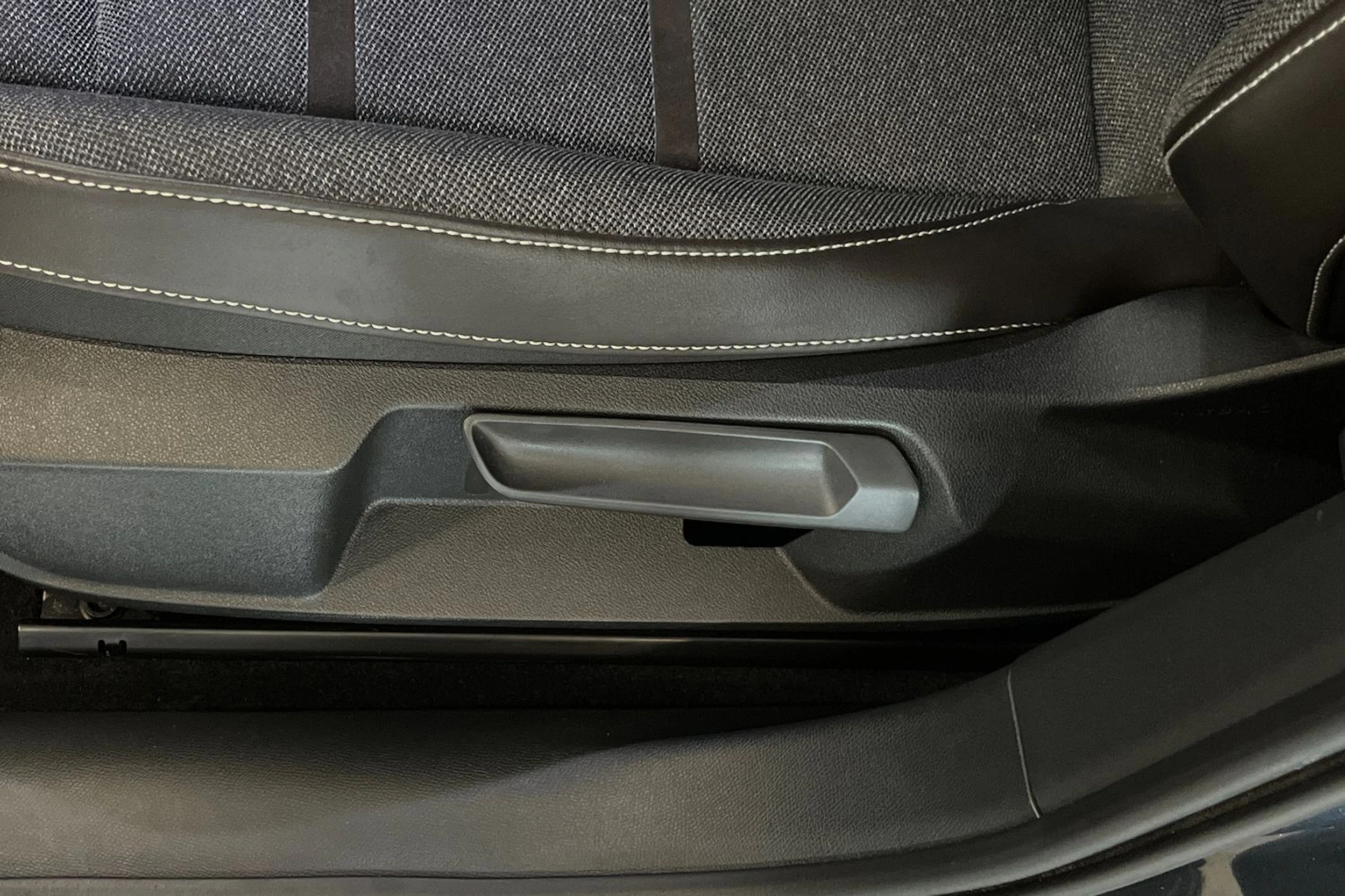 harmaa SEAT Leon Sportstourer 2021 kuva 12.
