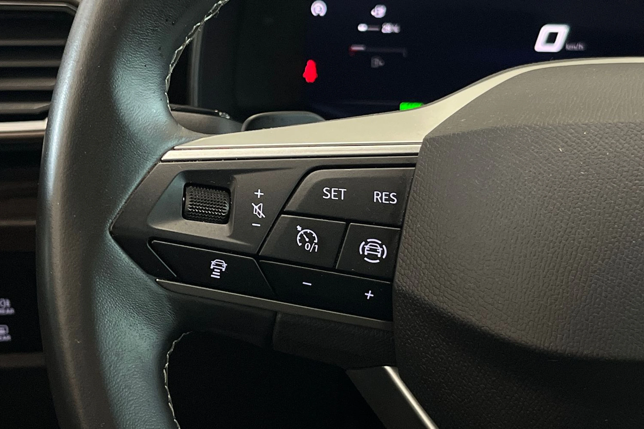harmaa SEAT Leon Sportstourer 2021 kuva 16.